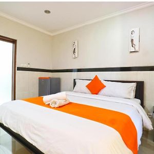 Rena Segara House Kuta